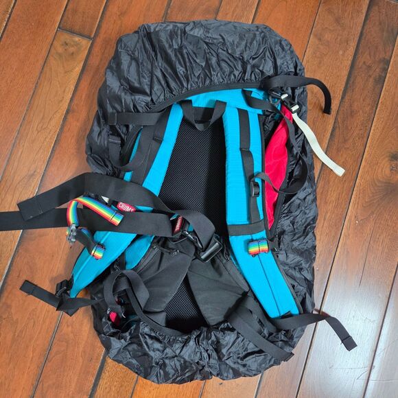Chums Spring Dale 50 Backpack Outdoor Limited Edition Camping Hiking Rain Cover - Picture 11 of 11
